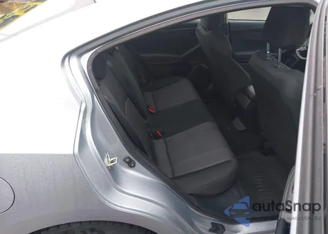 2018 Subaru Impreza 2.0I from USA, damaged, VIN 4S3GKAA67J3620216